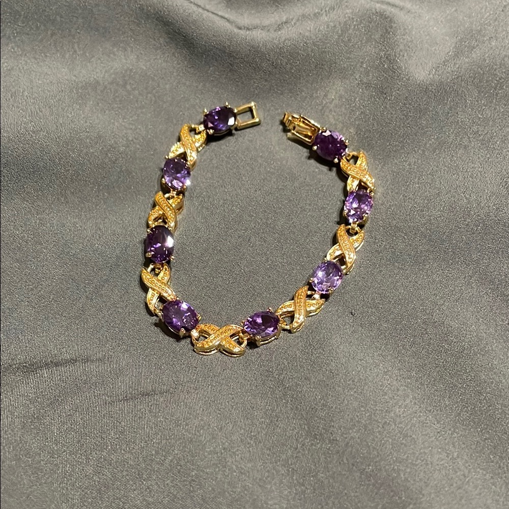 Elegant Gold 18k plated  and Amethyst  Bracelet